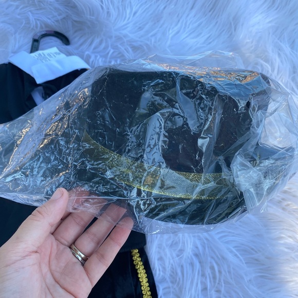 Boys jazz costume (B) - Picture 4 of 4